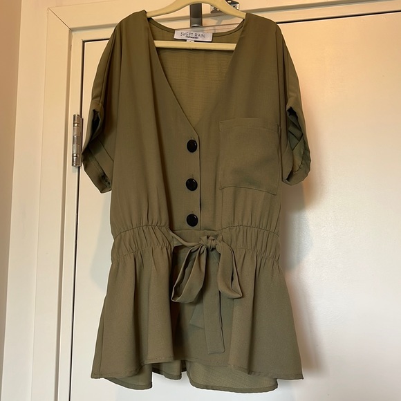 Sweet Rain Cinched Waist Blouse - Picture 1 of 3